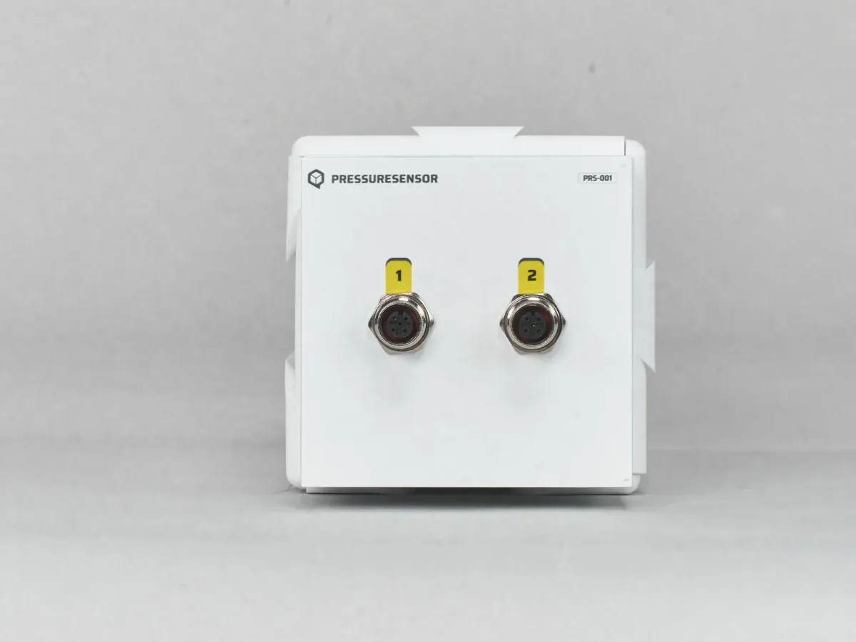 QB Pressure Sensor, front view