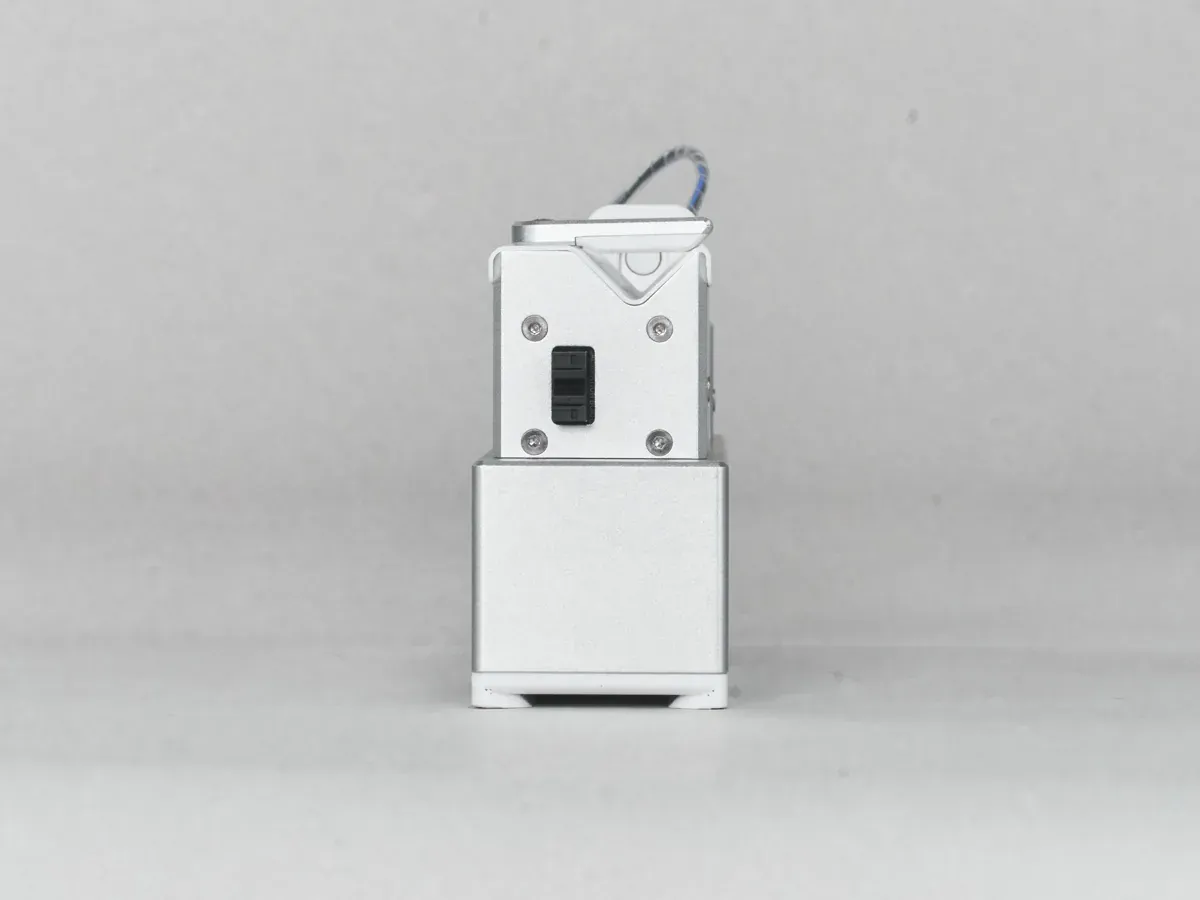 QB Syringe Pump, front view